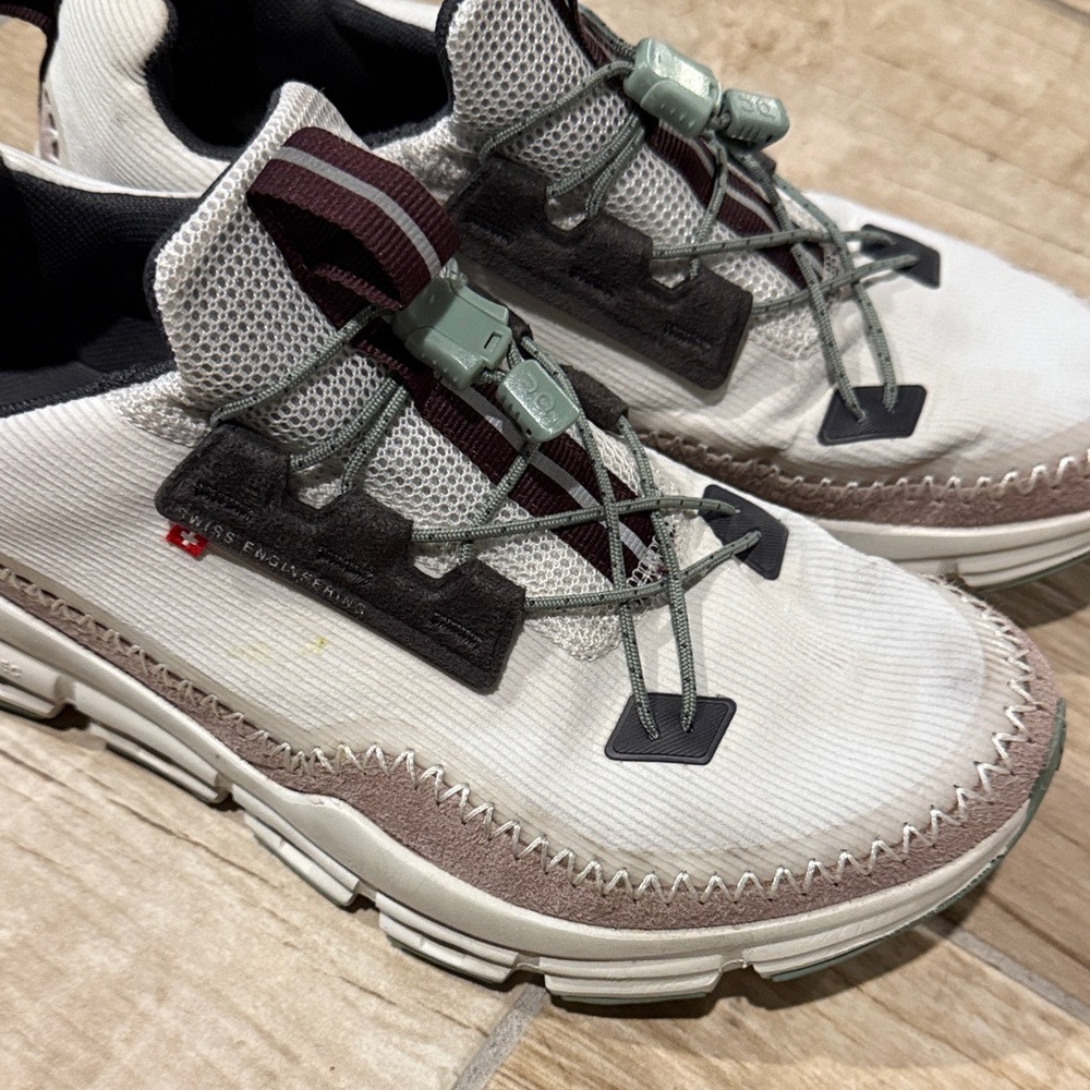 On Running Women's Shoes in Cream and Brown - Picture 10 of 12